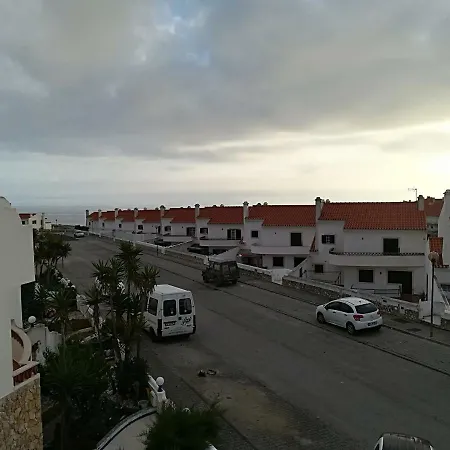 White Rock Surf Rum i privatbostad Ericeira